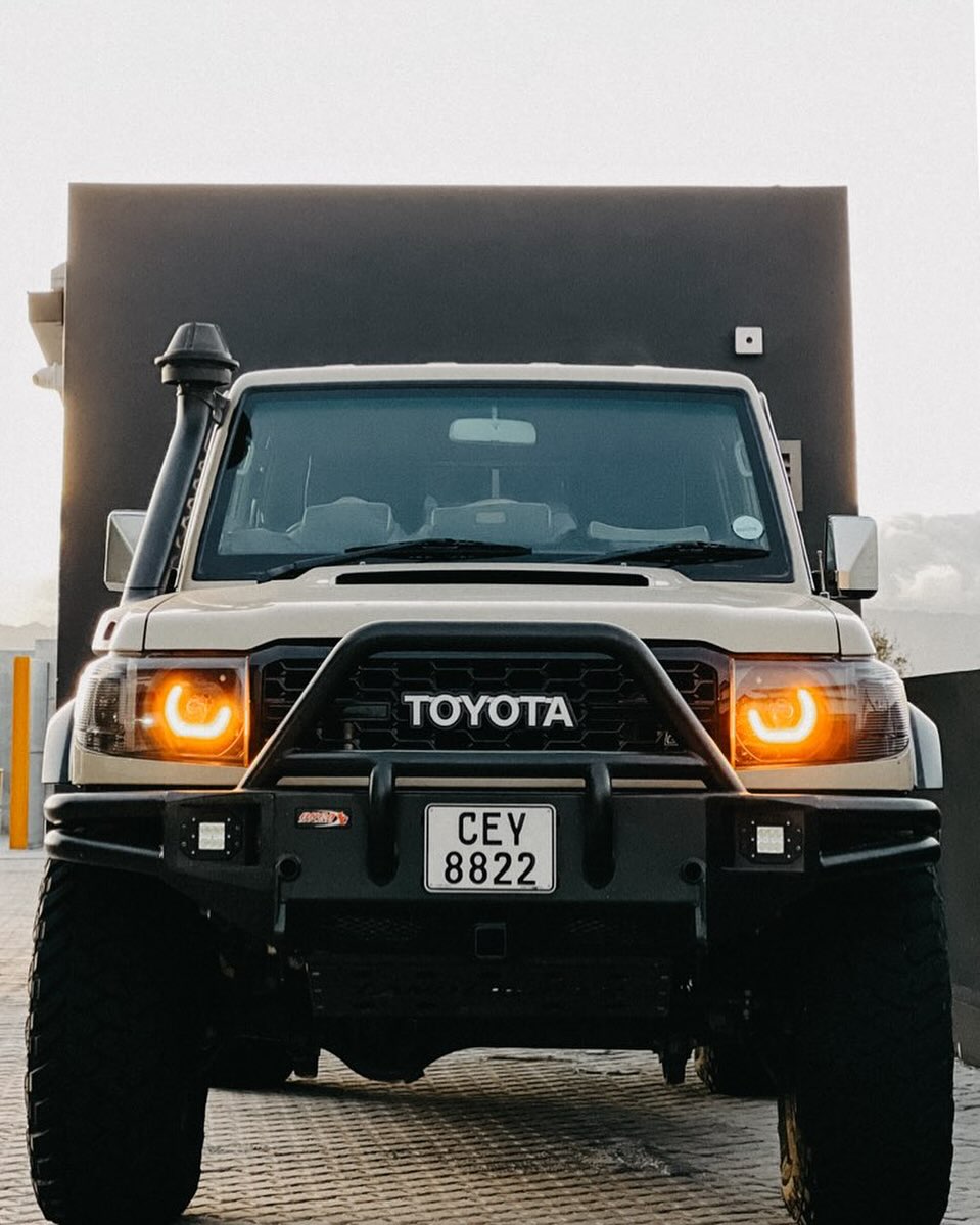 Angry Eyes – Land Cruiser 76/79 Series (Rebuild)