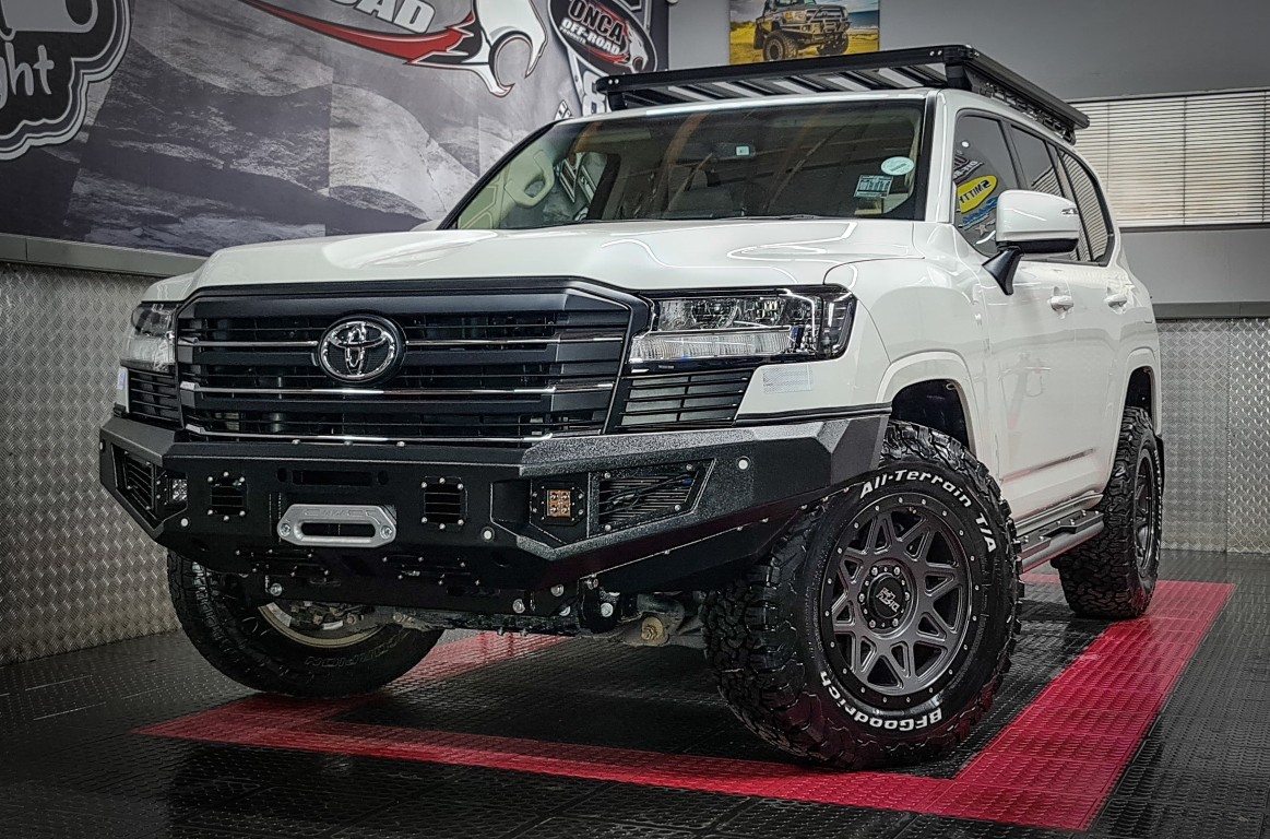 RXT Bullbar - 300 Series