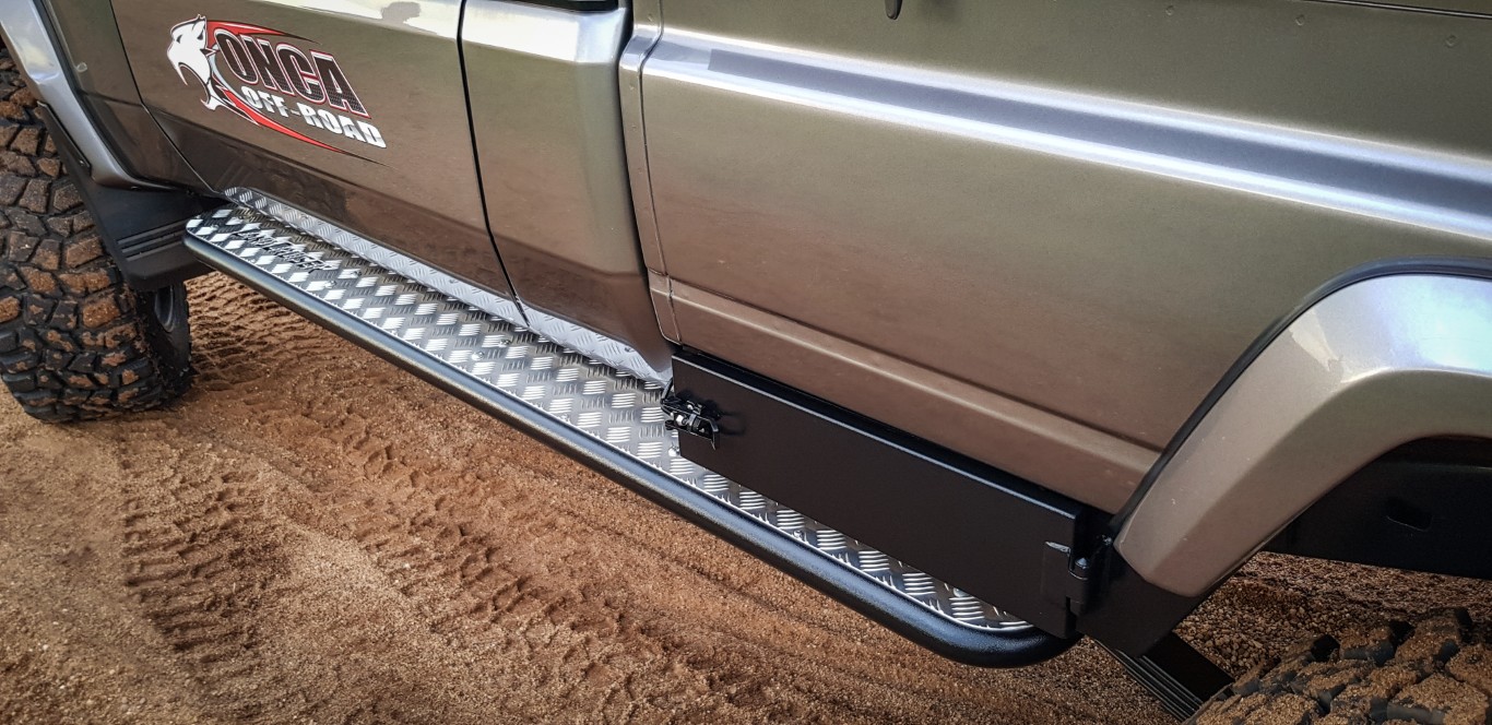 Standard Rock Sliders D/Cab (70 Series) - Image 3
