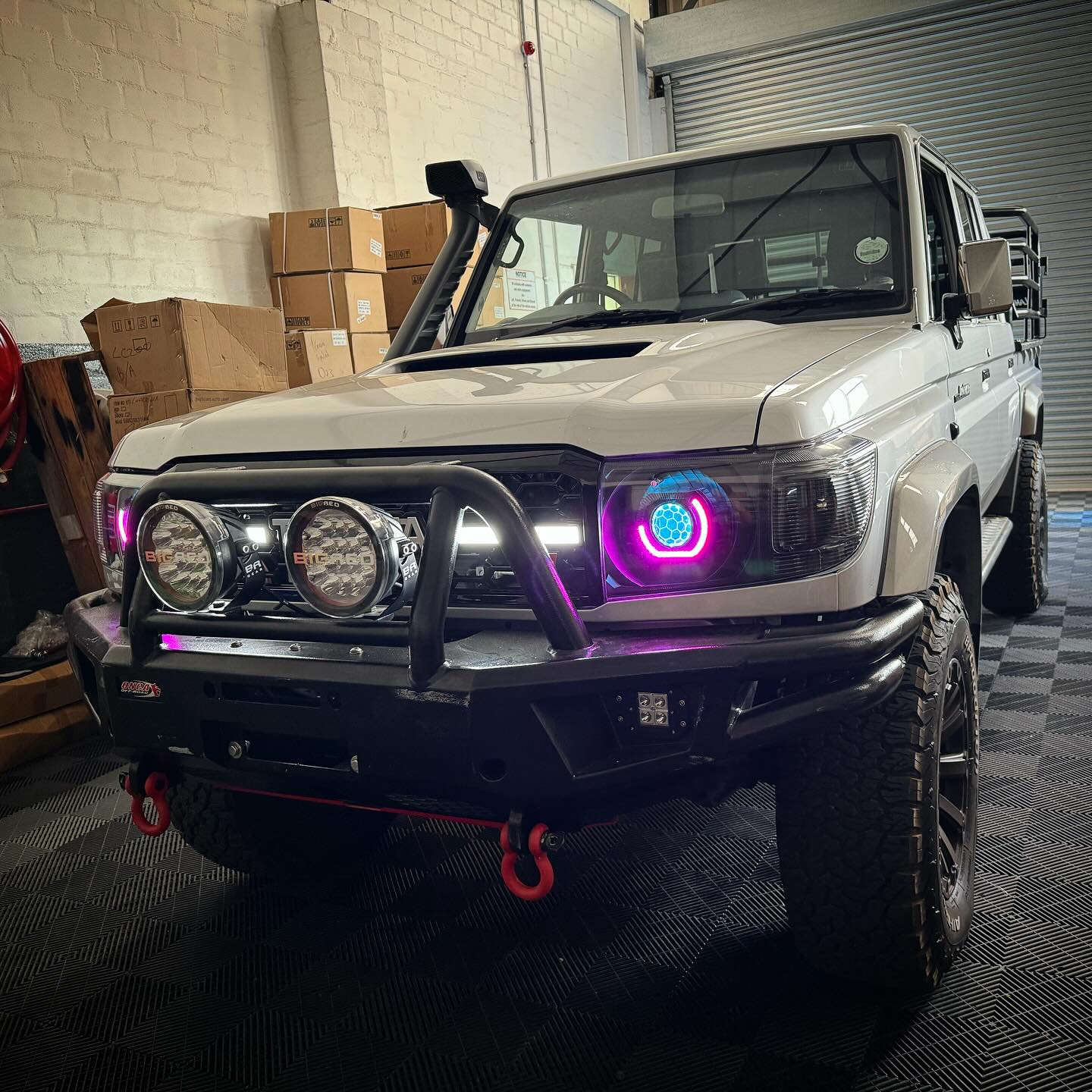 Angry Eyes – Land Cruiser 76/79 Series (Rebuild) - Image 2