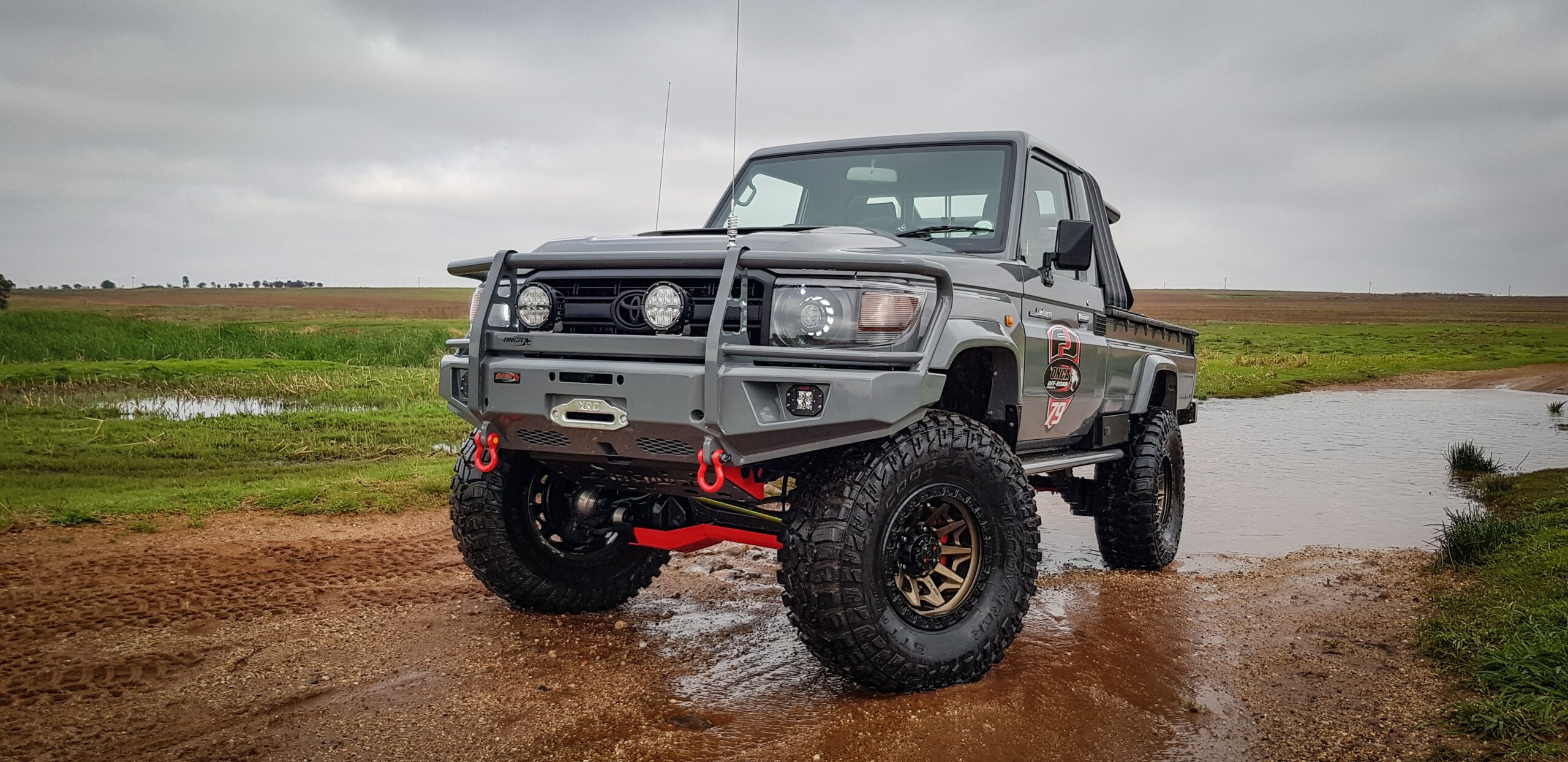 RFX-LD Bull Bar (70 Series) - Image 3