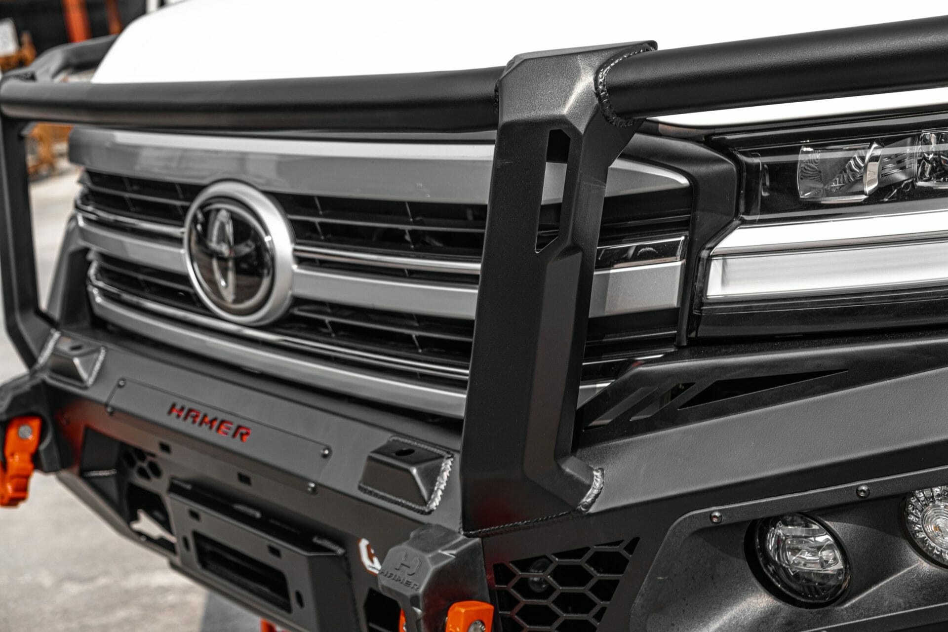 Toyota Land Cruiser 300 King Plus Series - Image 4