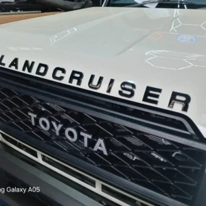 Toyota Land Cruiser Bonnet Lettering Matt Black
