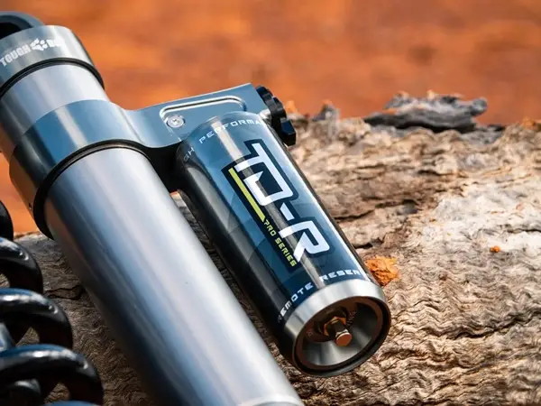 TD-R Pro Series Remote Reservoir Full Suspension - Image 3