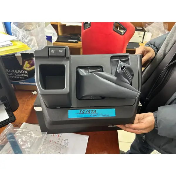 Land Cruiser 70th Edition Storage Tray with USB - Image 2