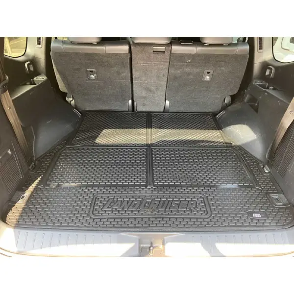 Land Cruiser 300 Series Split Boot Mat - Image 6